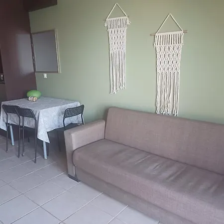 Petani Beachside Apartamento *