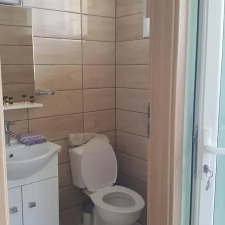 Apartamento Petani Beachside Vóvikes