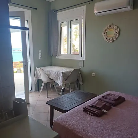 Petani Beachside Апартаменты *