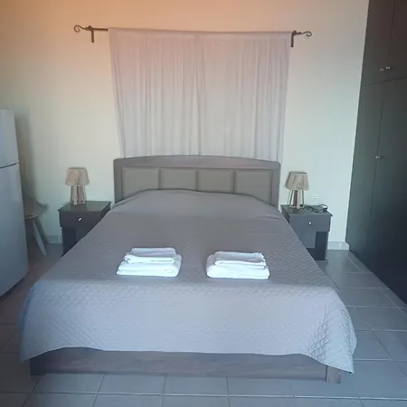 Petani Beachside Апартаменты Вовикес