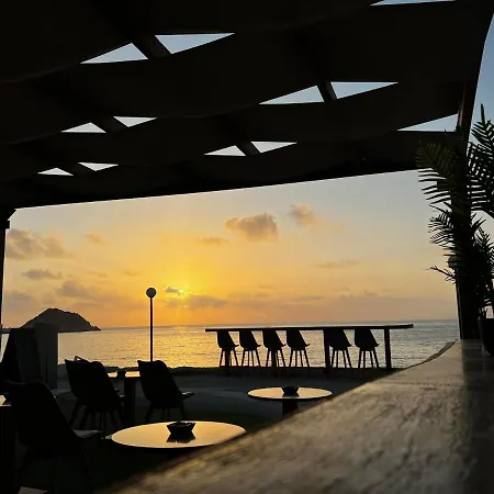 Petani Beachside Apartmán Vóvikes