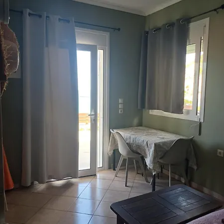 Lägenhet Petani Beachside Vóvikes