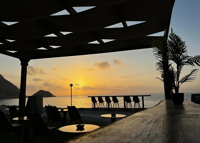 Petani Beachside Апартаменты Вовикес