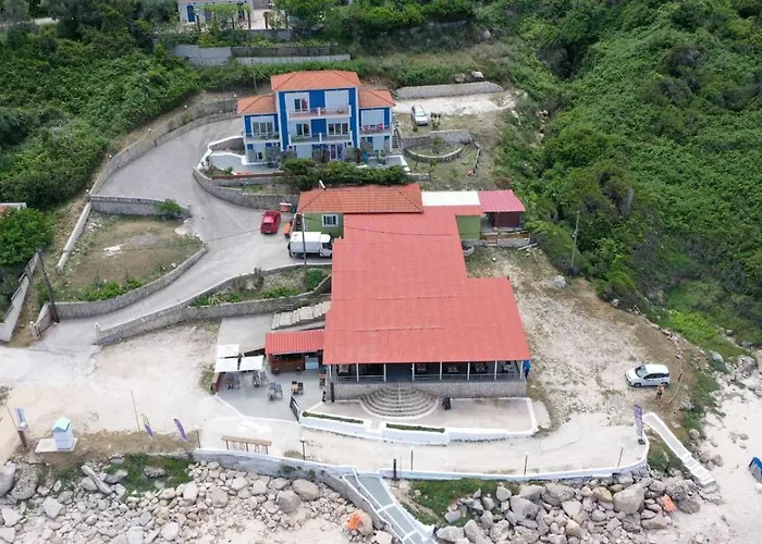 Апартаменты Petani Beachside *