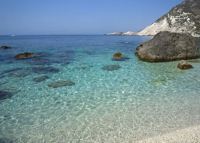 Petani Beachside Апартаменты Вовикес