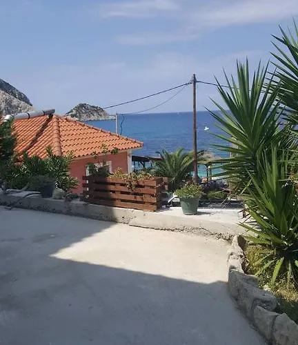 Petani Beachside Апартаменты