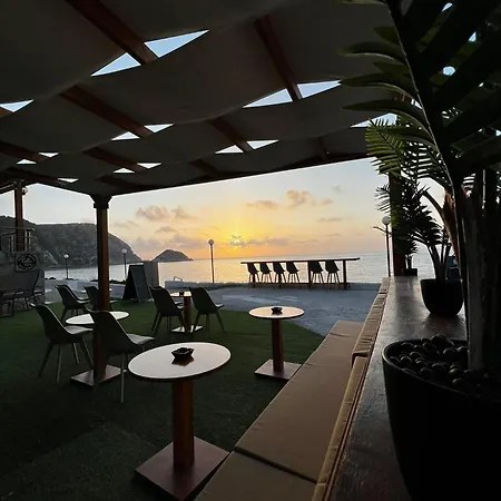 Apartament Petani Beachside
