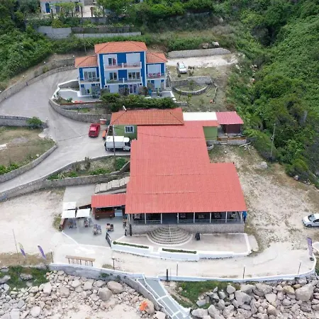 Apartman Petani Beachside *