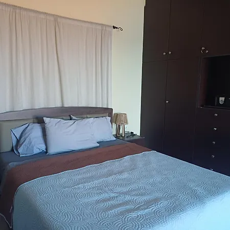 Petani Beachside Apartman Vóvikesz