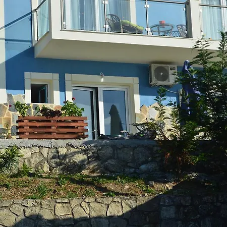 Apartament Petani Beachside Vóvikes
